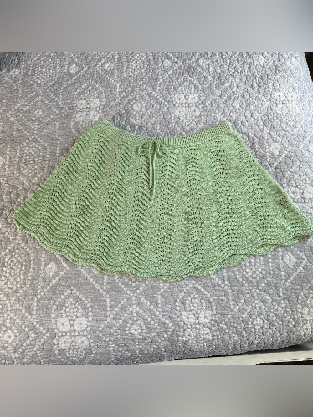 Sabo Light Mint Green Knit/crochet Circle Skirt with Drawstring Waist. XL.